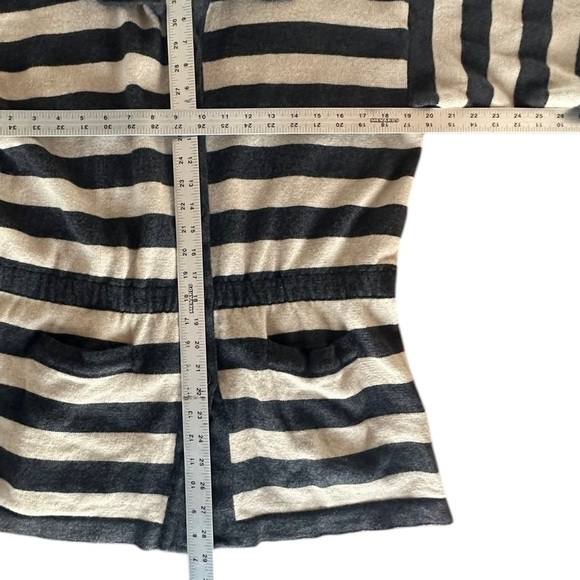 ESCADA by Margaretha Ley ~ Women’s 100% Wool Striped Sweater ~ Sz M (38) ~ VTG - Picture 8 of 10